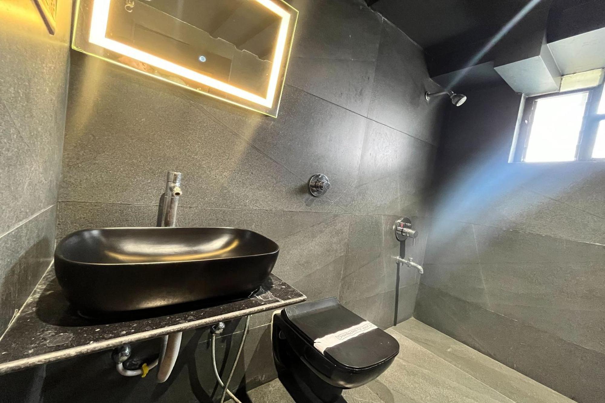 Hotel Shailly Inn Ahmedabad Extérieur photo