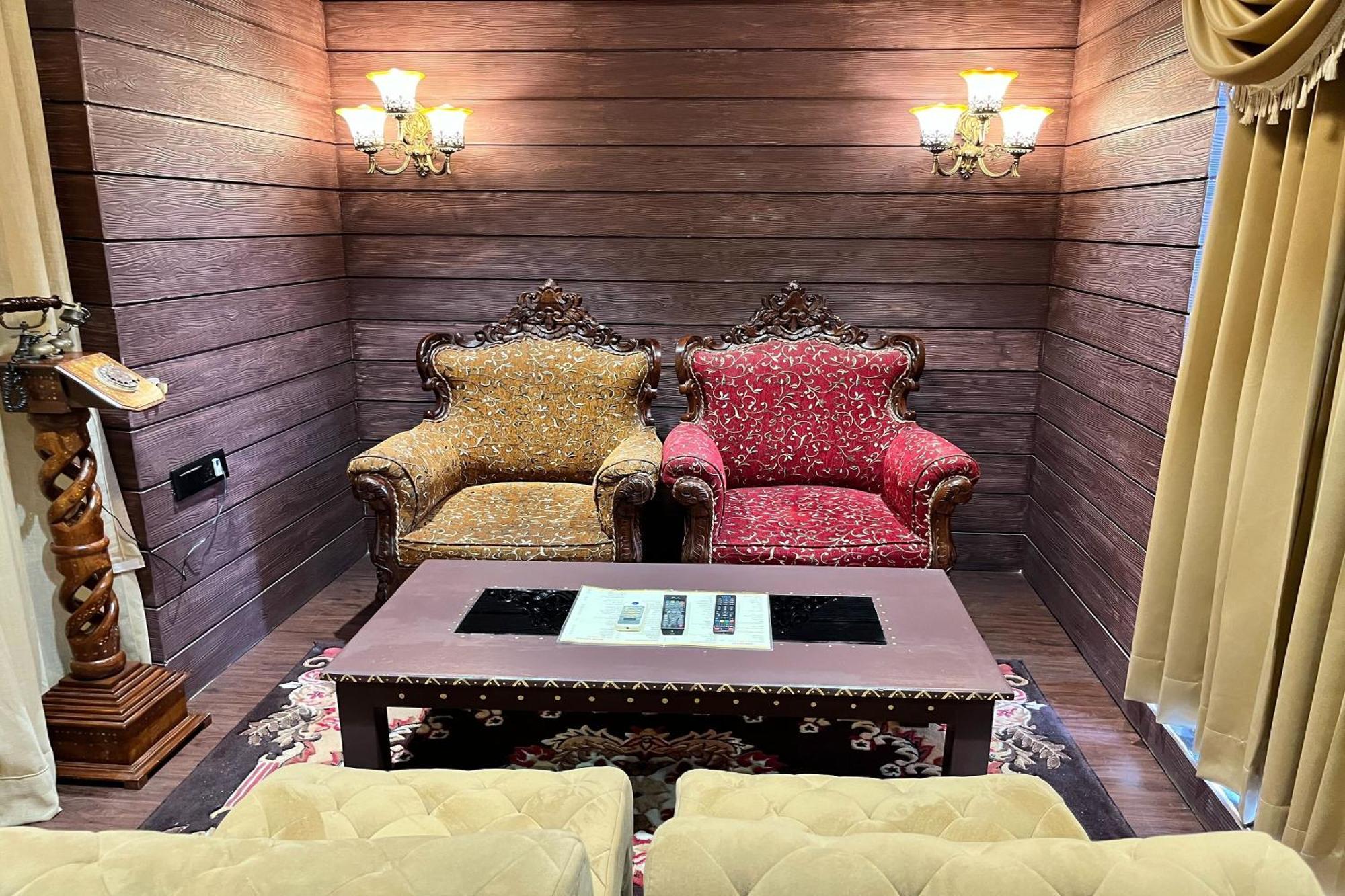 Hotel Shailly Inn Ahmedabad Extérieur photo