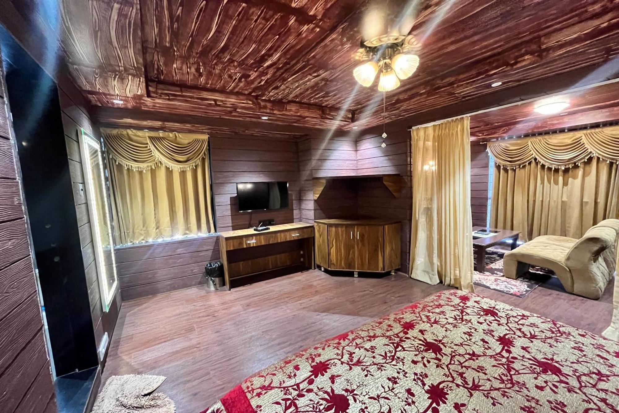 Hotel Shailly Inn Ahmedabad Extérieur photo