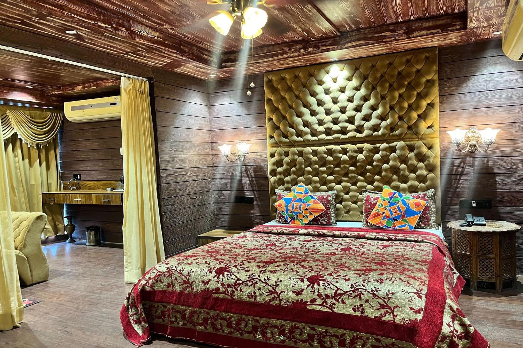 Hotel Shailly Inn Ahmedabad Extérieur photo